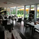 Ringhotel Am Stadtpark 4* リューネン