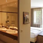 Ringhotel Am Stadtpark 4* リューネン