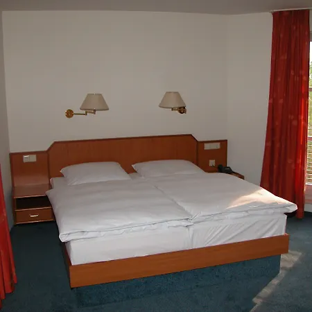 Ringhotel Am Stadtpark 4*