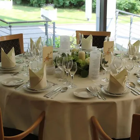 Ringhotel Am Stadtpark فندق Lünen