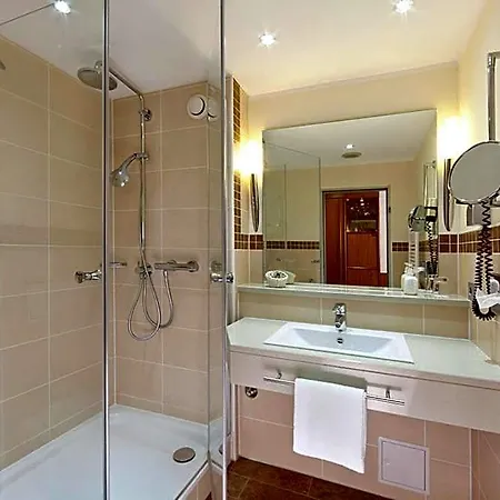 호텔 Ringhotel Am Stadtpark 4*