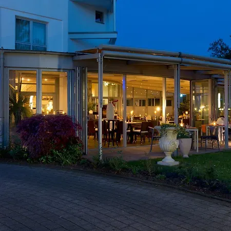 מלון Ringhotel Am Stadtpark Lünen